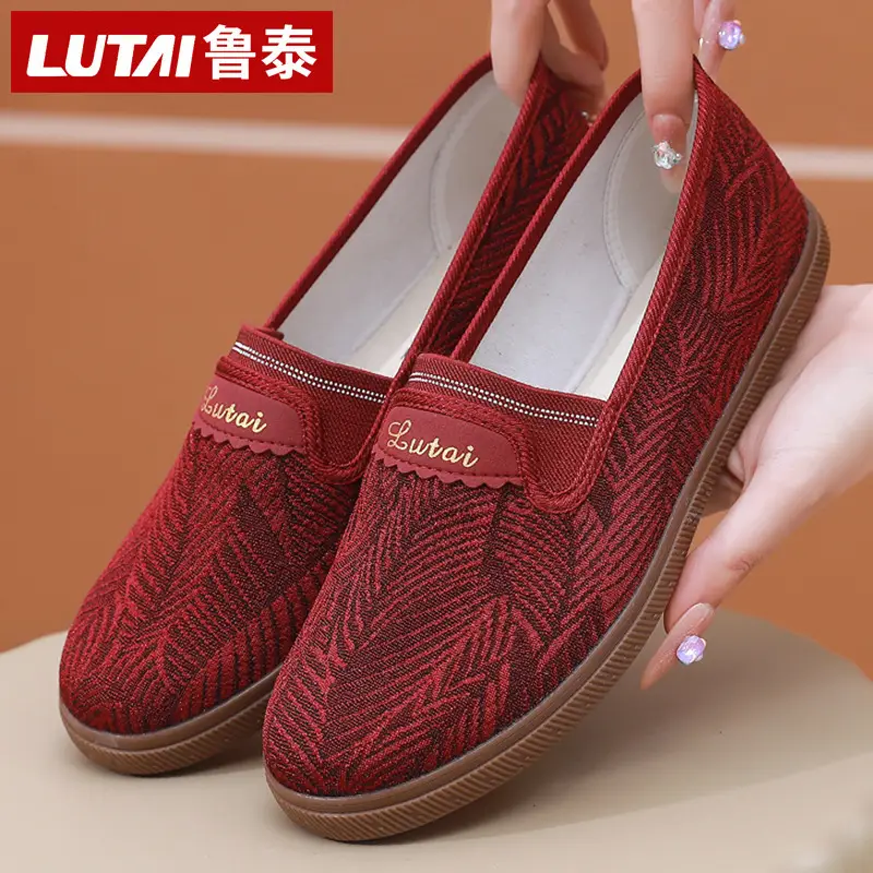 Lu Tai Mom Shoes Flat Shoes Cloth Shoes Women's Shoes Soft Sole Not Tired Foot Slip-on Casual Shoes Single Shoes Elderly Shoes - Image 11