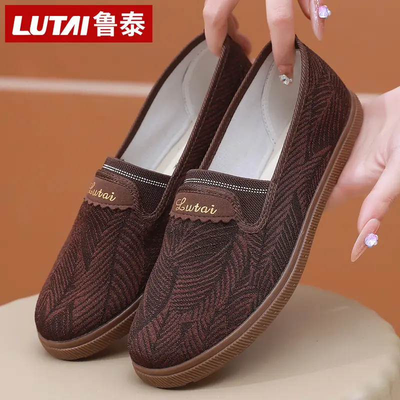 Lu Tai Mom Shoes Flat Shoes Cloth Shoes Women's Shoes Soft Sole Not Tired Foot Slip-on Casual Shoes Single Shoes Elderly Shoes - Image 12