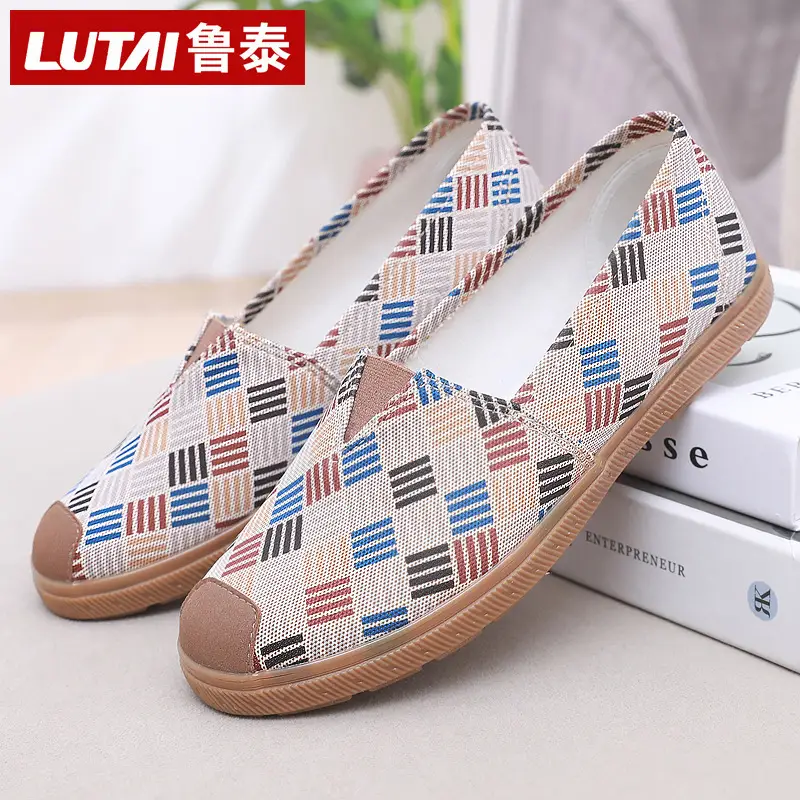 Lu Tai Mom Shoes Flat Shoes Cloth Shoes Women's Shoes Soft Sole Not Tired Foot Slip-on Casual Shoes Single Shoes Elderly Shoes - Image 6