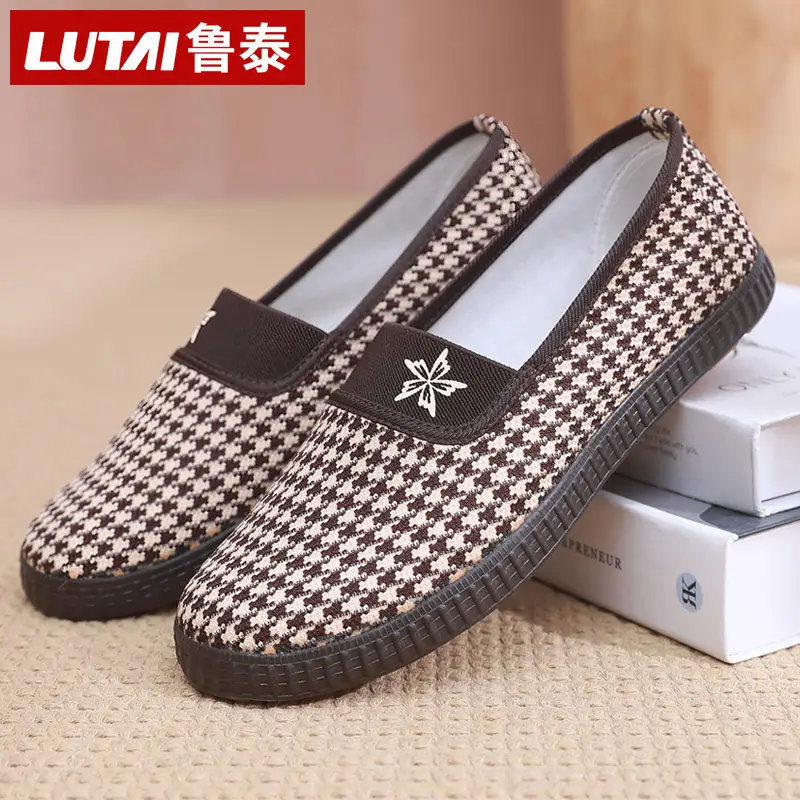 Lu Tai Mom Shoes Flat Shoes Cloth Shoes Women's Shoes Soft Sole Not Tired Foot Slip-on Casual Shoes Single Shoes Elderly Shoes - Image 9