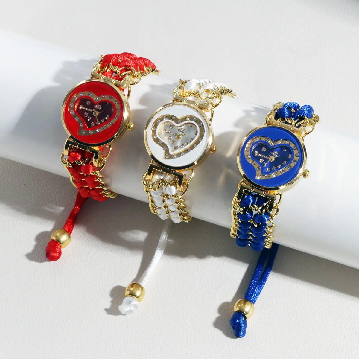 Women's Heart-Shaped Bracelet Watch with Red Blue Blue - Image 9