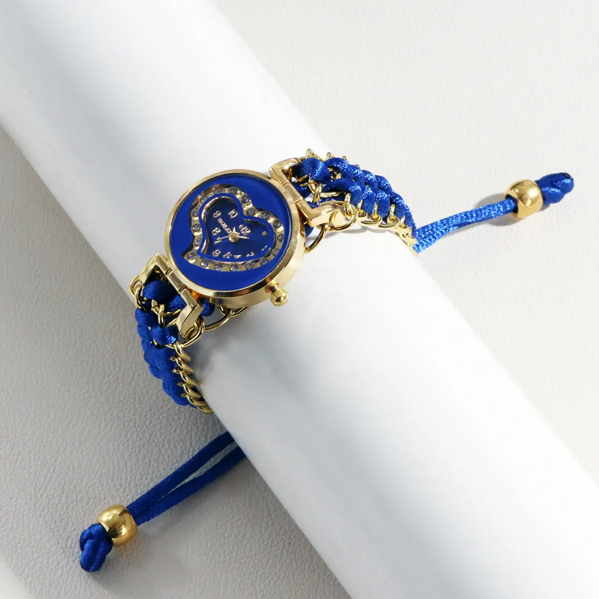 Women's Heart-Shaped Bracelet Watch with Red Blue Blue - Image 4