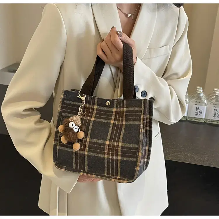 Women Plaid Canvas Tote Bag Large Capacity 2024 — feature 18