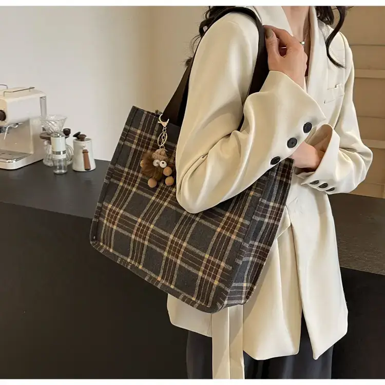 Women Plaid Canvas Tote Bag Large Capacity 2024 — feature 19
