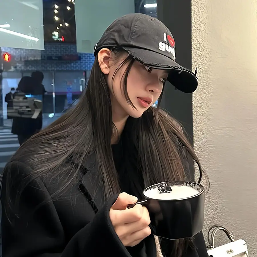 Women Black "I Love Girls" Cap All-match Street Fashion