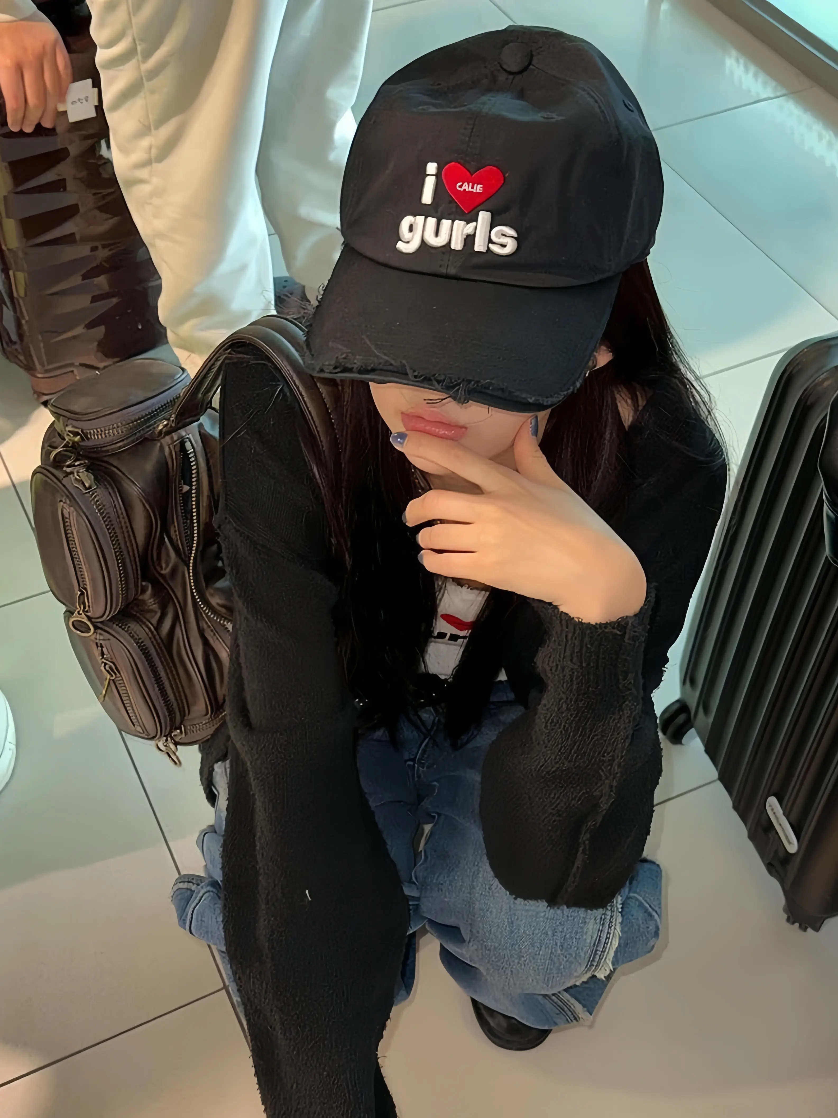 Women Black "I Love Girls" Cap All-match Street Fashion — feature 1