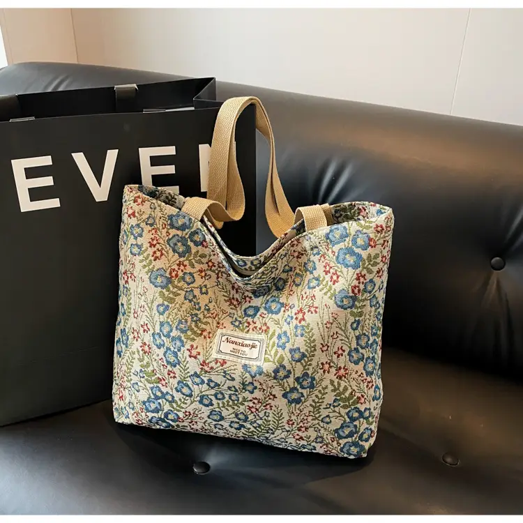 Large Capacity Floral Canvas Shoulder Bag for Women — feature 13