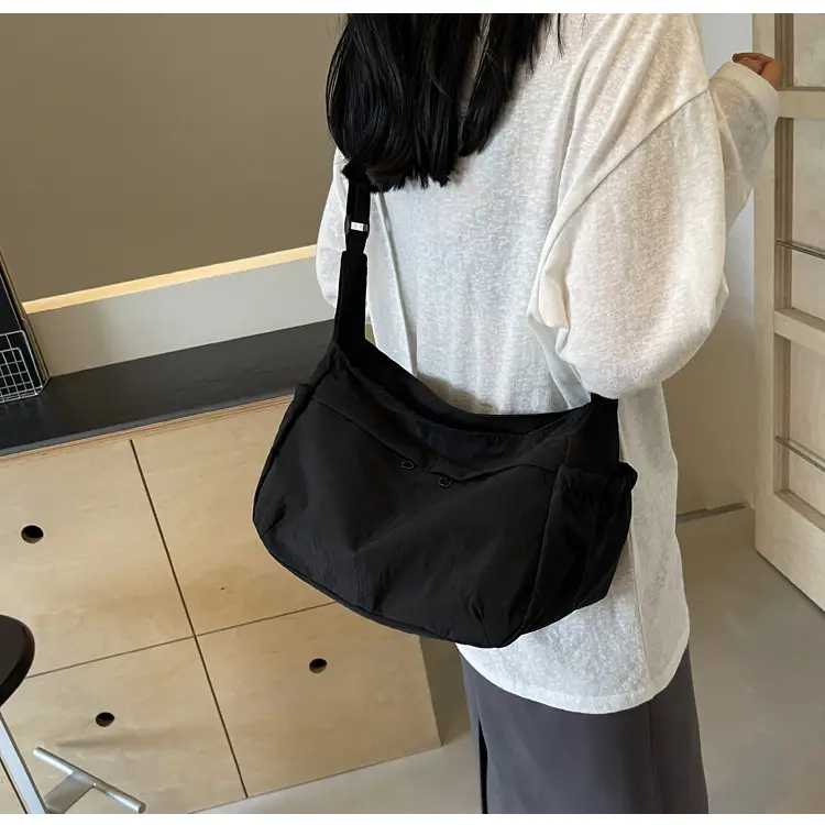 Nylon Travel Bag for Women, Large Capacity, Shoulder Crossbody — feature 47