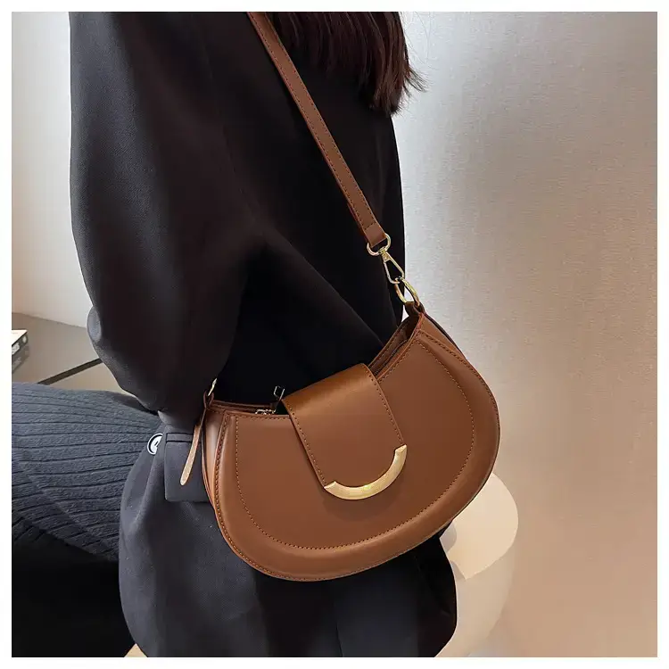 Maroon Vintage Commuter Shoulder Bag Women 2024 — feature 19