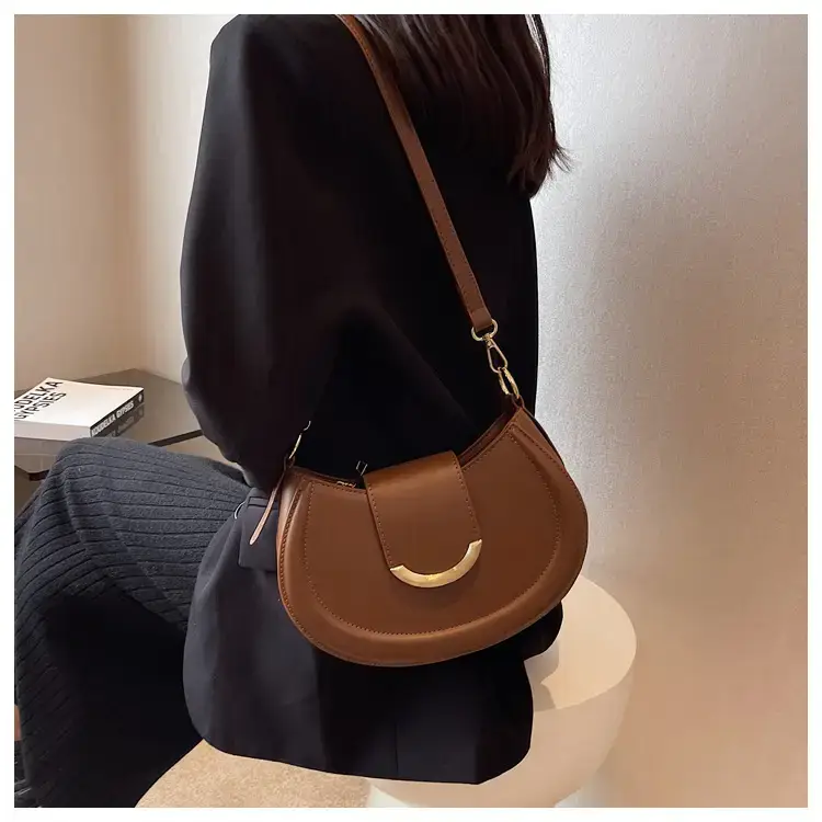 Maroon Vintage Commuter Shoulder Bag Women 2024 — feature 20