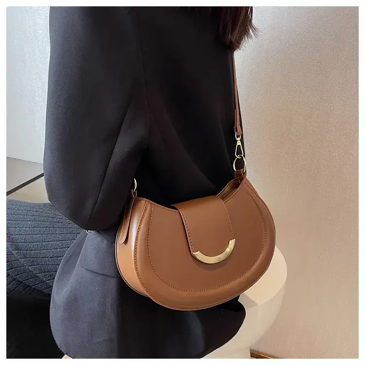 Maroon Vintage Commuter Shoulder Bag Women 2024 — feature 21