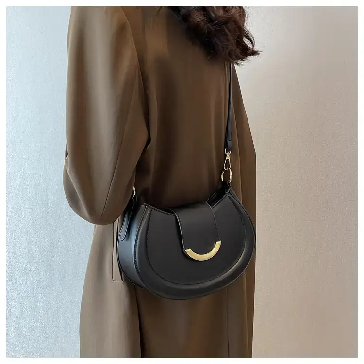 Maroon Vintage Commuter Shoulder Bag Women 2024 — feature 26