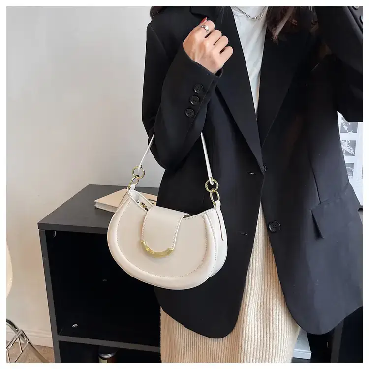 Maroon Vintage Commuter Shoulder Bag Women 2024 — feature 29
