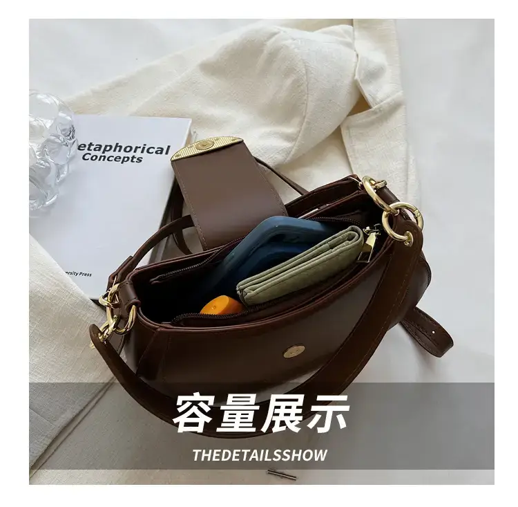 Maroon Vintage Commuter Shoulder Bag Women 2024 — feature 8