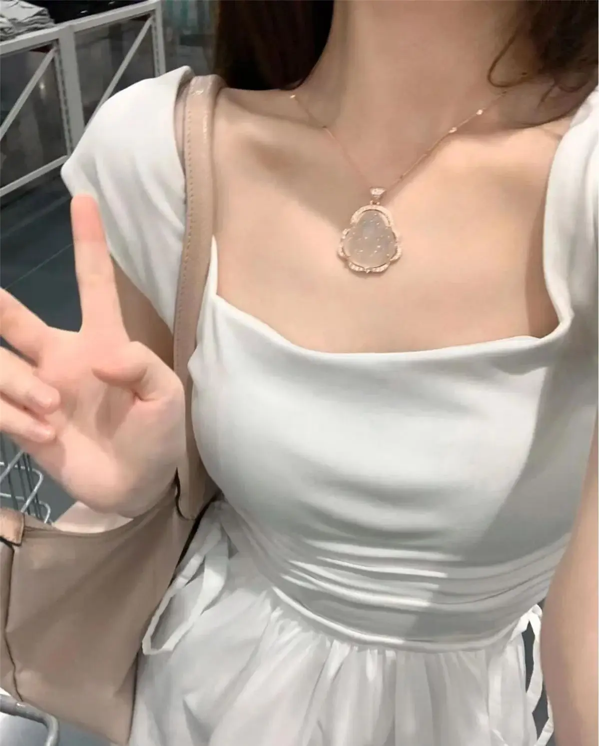 White Waist-Slimming Long Dress for Women — feature 5