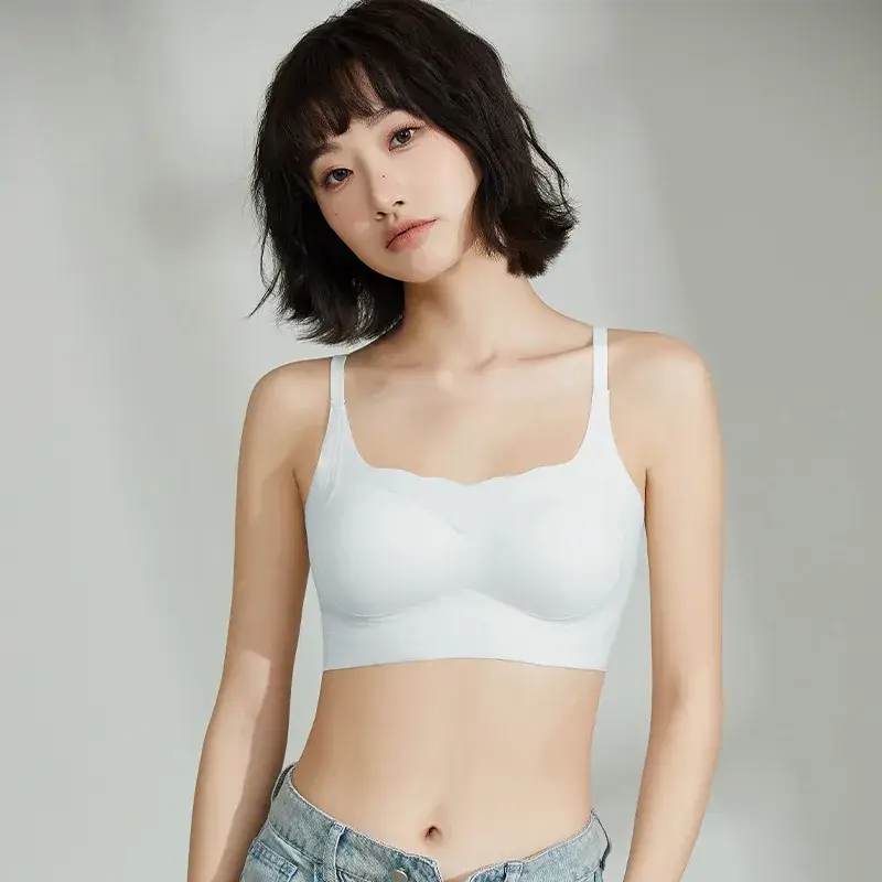 Women's White Shockproof Sports Bra with Fixed Cup Design - Image 9