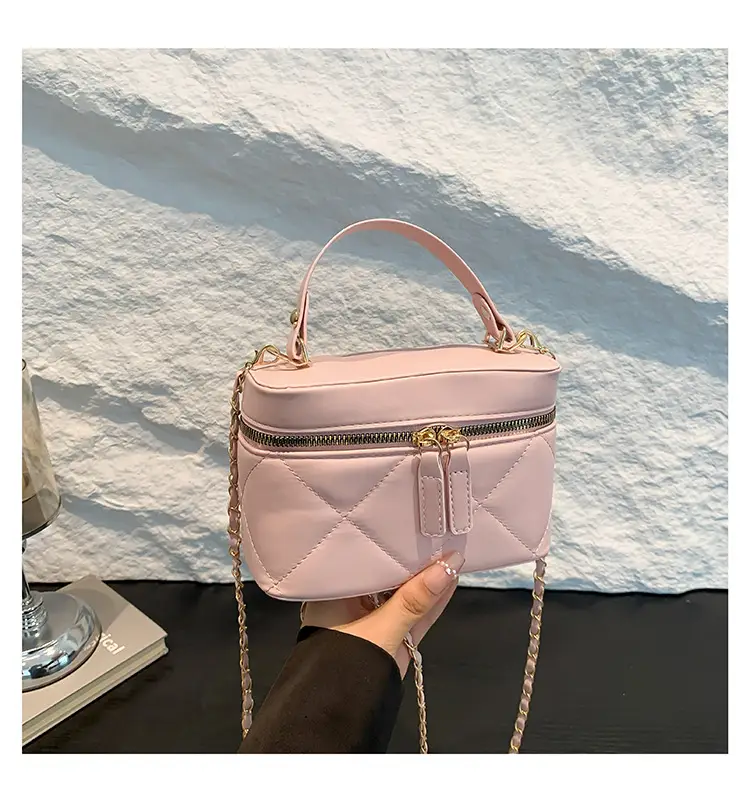 Pink Rhombina Embroidery Shoulder Bag with Chain — feature 25