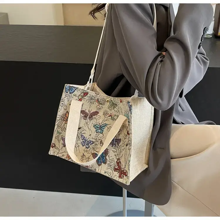 Women's Floral Canvas Shoulder Bag 2024 Instagram Style — feature 10