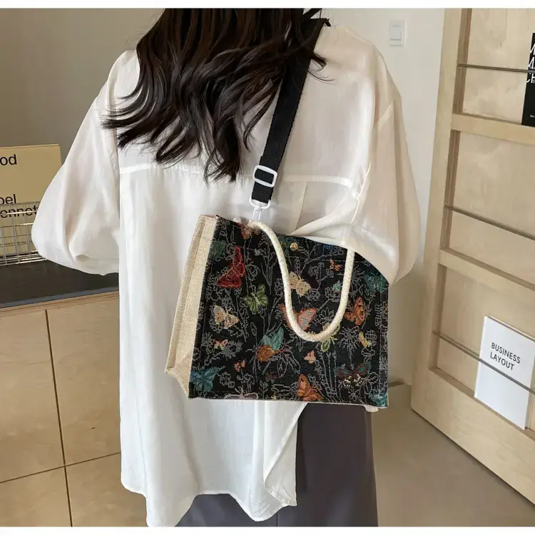 Women's Floral Canvas Shoulder Bag 2024 Instagram Style — feature 24
