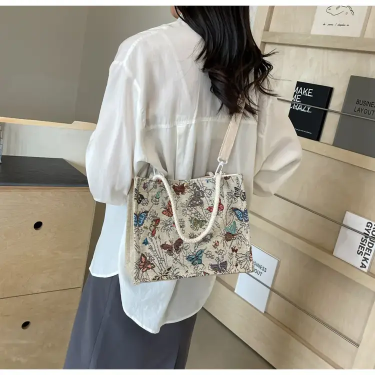 Women's Floral Canvas Shoulder Bag 2024 Instagram Style — feature 30