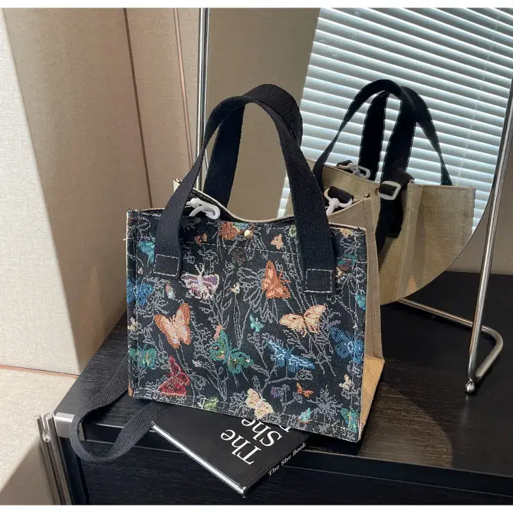 Women's Floral Canvas Shoulder Bag 2024 Instagram Style — feature 36