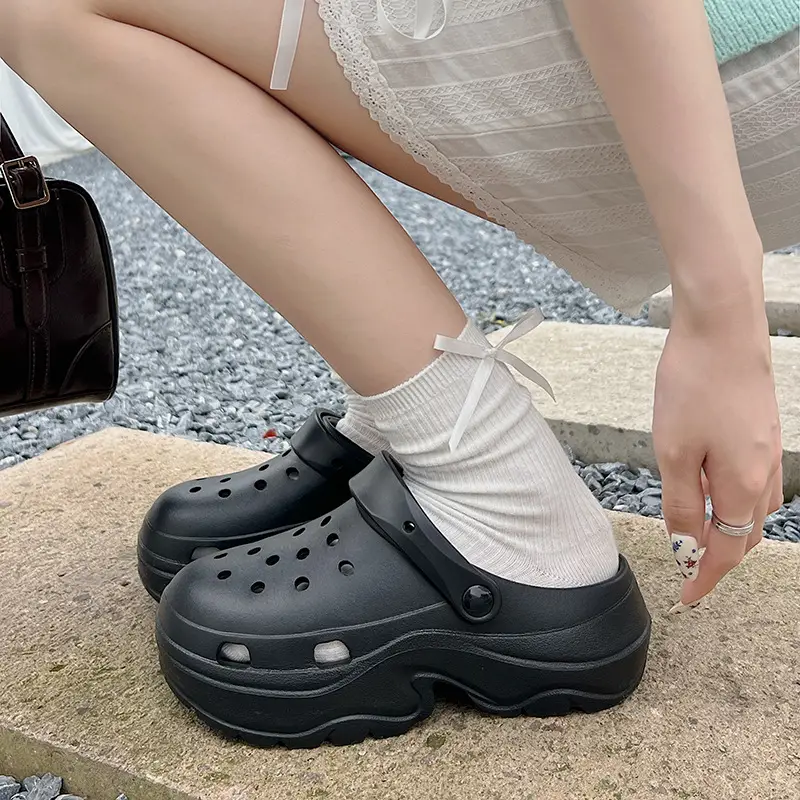Thick-soled hole shoes women's 2024 new non-slip deodorant beach height step-up feeling eva sandals and slippers summer wear