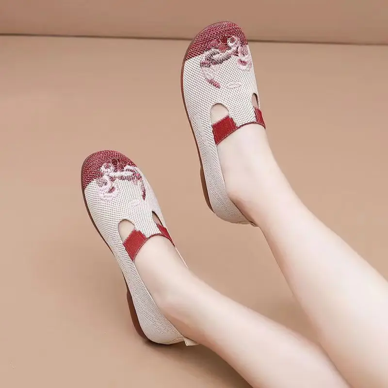 2026 New Style Old Beijing Cloth Shoes, Non-Slip Soft Sole, Shallow Mouth Single Shoes for Middle-Aged and Elderly Mothers, Casual and Comfortable Embroidered Mesh Shoes - Image 7