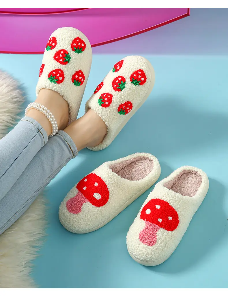 2025 Heart-Shaped Warm Plush Cotton Slippers for Men Women — feature 12
