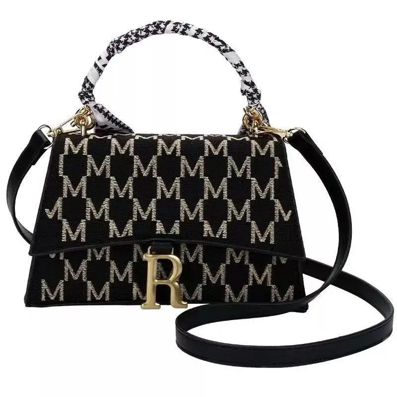 Chanel-Inspired Crossbody Bag with R Letter Design