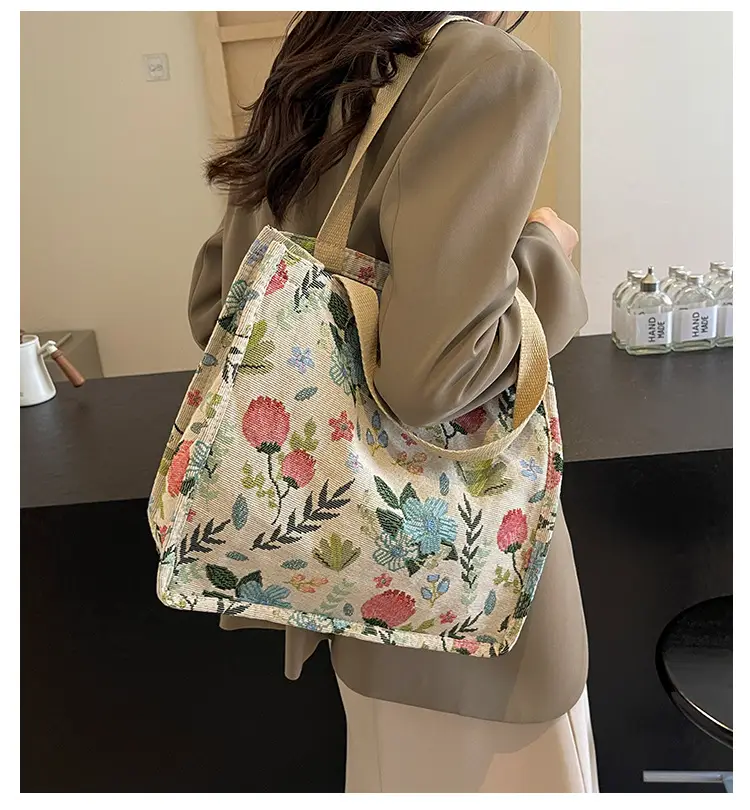Large Floral Print Women's Commuter Tote Bag — feature 1