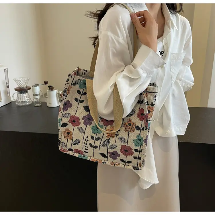 Large Floral Print Women's Commuter Tote Bag — feature 16