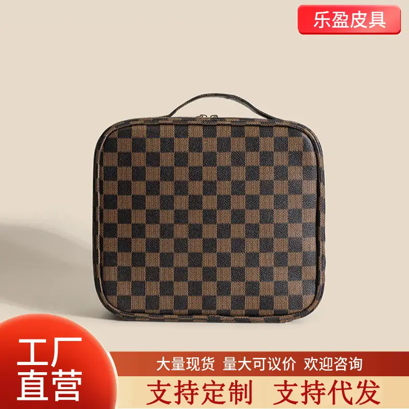 Women's Checkered Cosmetic Bag Large Capacity Handheld Crossbody