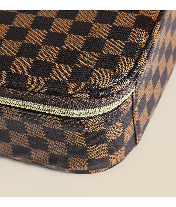 Women's Checkered Cosmetic Bag Large Capacity Handheld Crossbody — feature 21