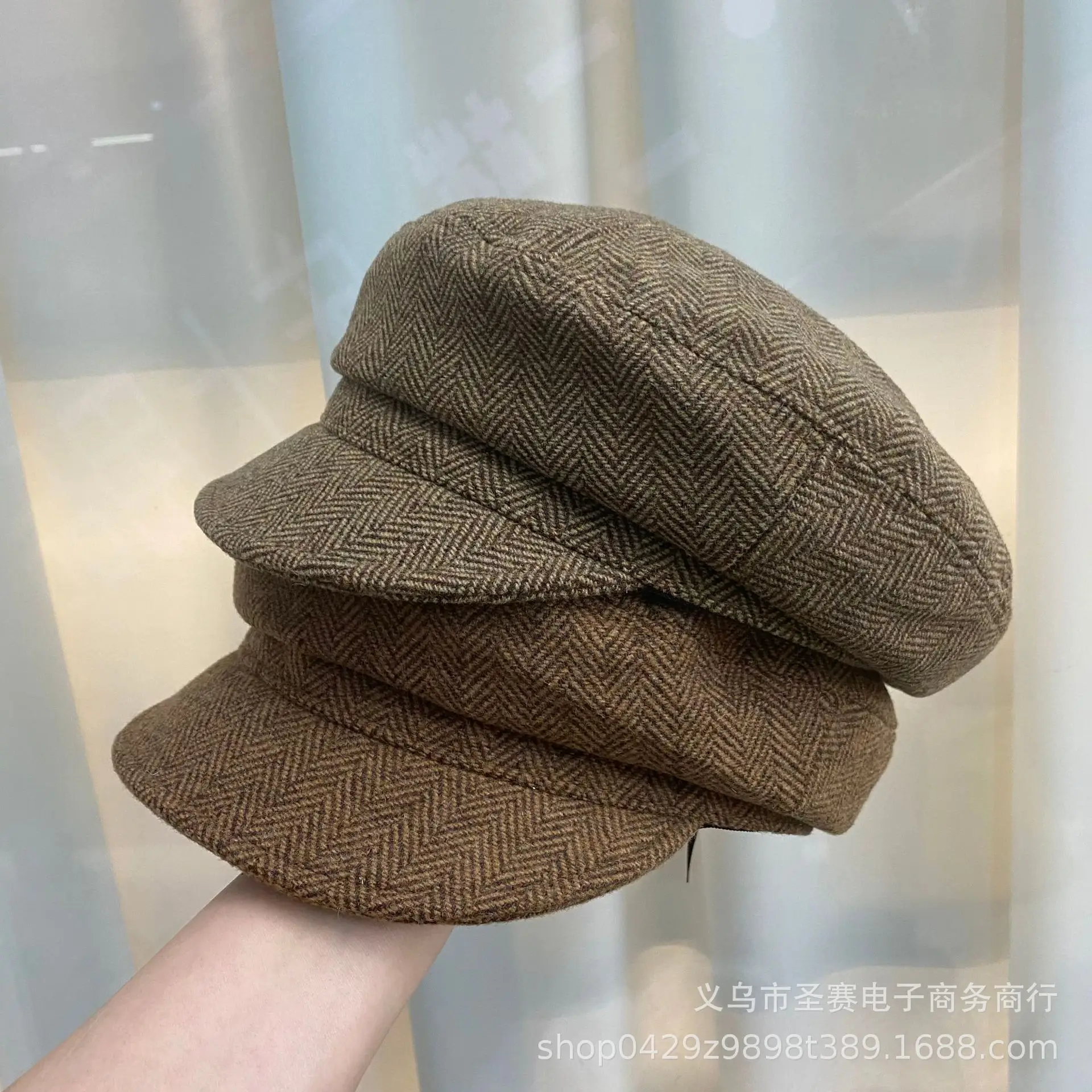 Women British Retro Hat Brown Herringbone Large Cap — feature 4