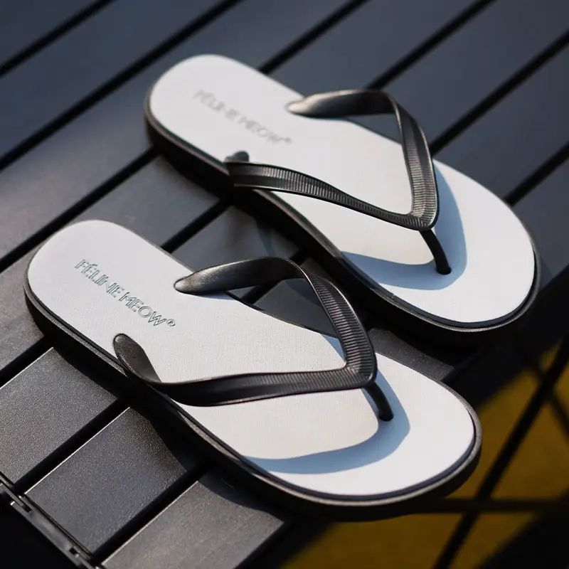 Cross-Border Men's Flip-Flops New Summer Style Solid Color Simple Versatile Fashionable Non-Slip Beach Home Sandals - Image 3