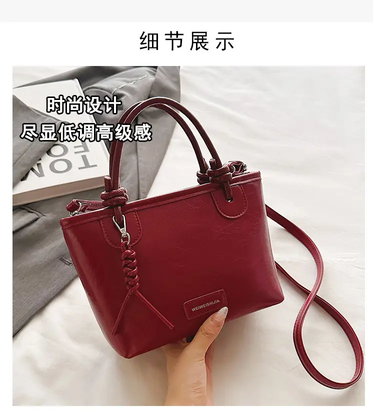 White Leather Bucket Handbag for Women 2024 — feature 4