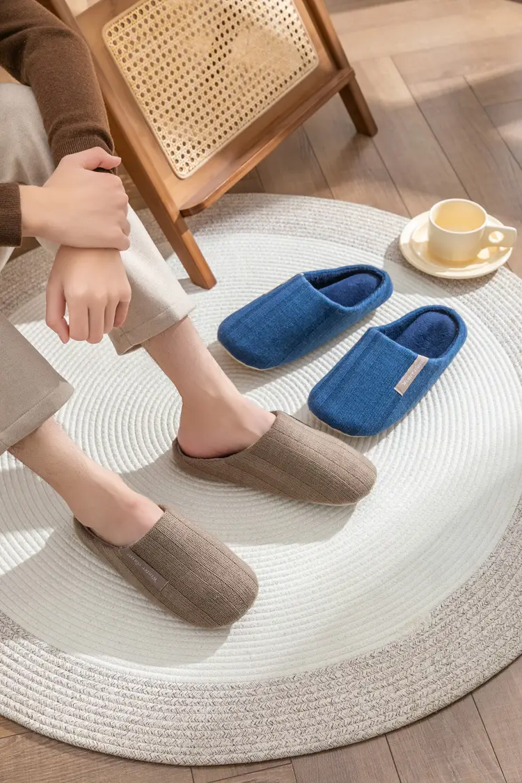 Couple's Winter Household Cotton Shoes Indoor Household Dung-feeling Mute Warm Wool Coral Fleece Plush Cotton Slippers for Women — feature 11