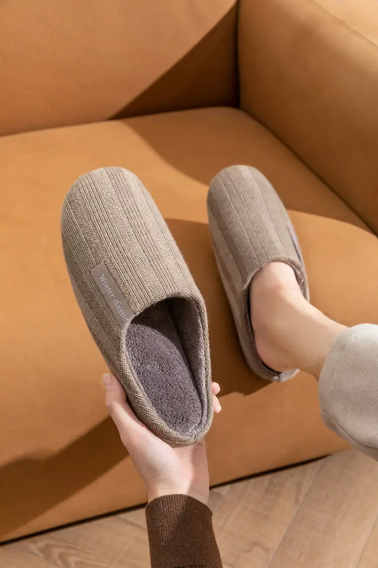 Couple's Winter Household Cotton Shoes Indoor Household Dung-feeling Mute Warm Wool Coral Fleece Plush Cotton Slippers for Women — feature 12