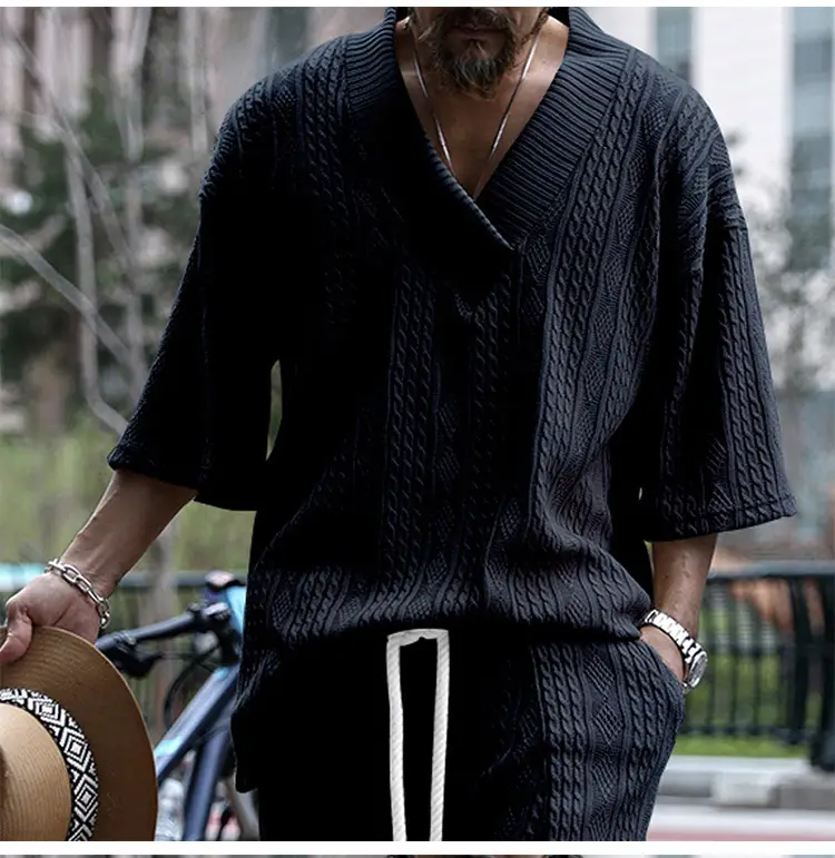 2025 Men Knitted V-Neck T-Shirt Large — feature 13