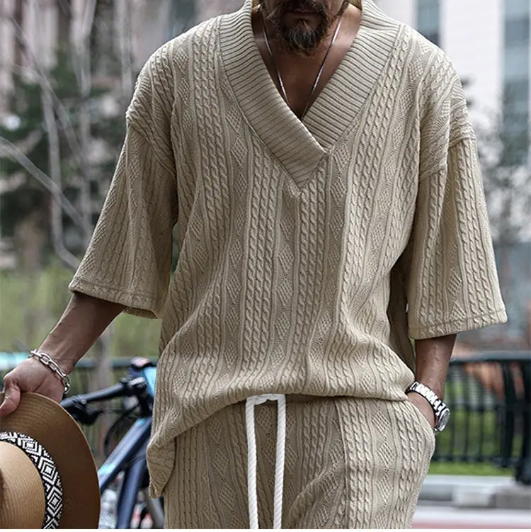 2025 Men Knitted V-Neck T-Shirt Large — feature 16
