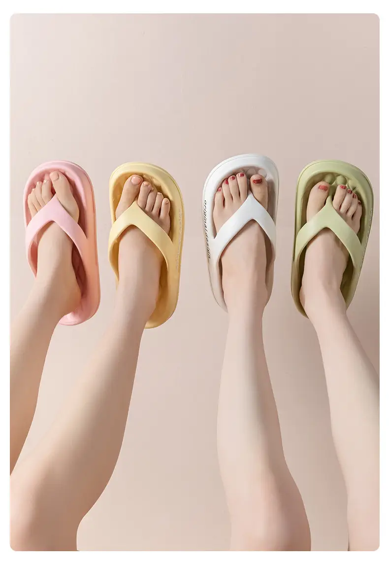 Flip-Flops, Casual and Simple Men's Beach Shoes, Men's Summer High-End Slippers, Suitable for All Seasons, for Home and Guests, Breathable and Comfortable — feature 16