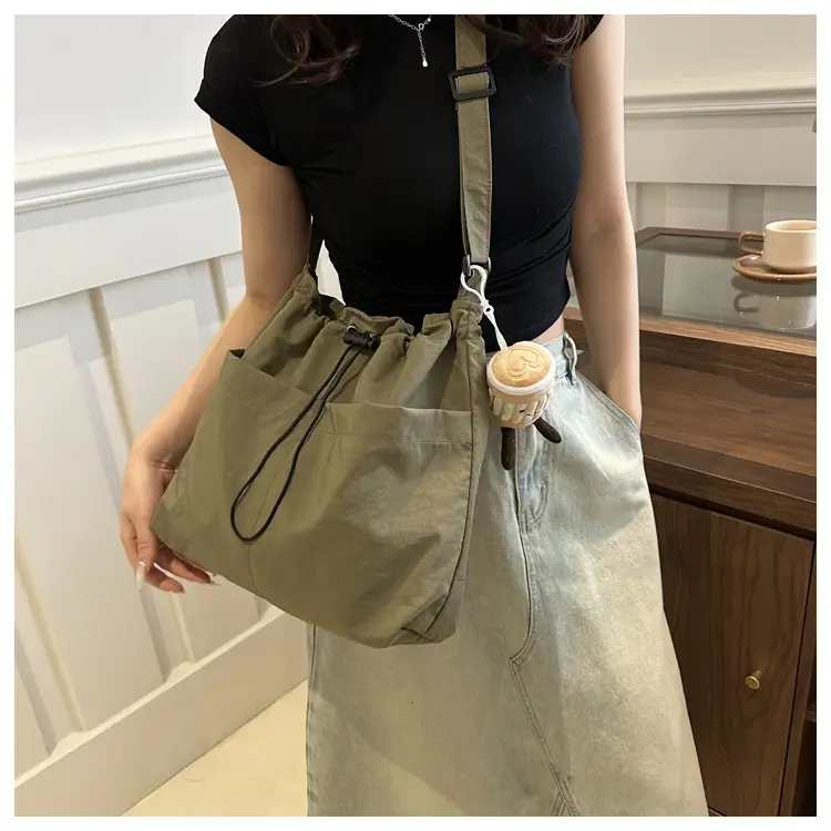 Korean Style Drawstring Shoulder Bag for Women — feature 8