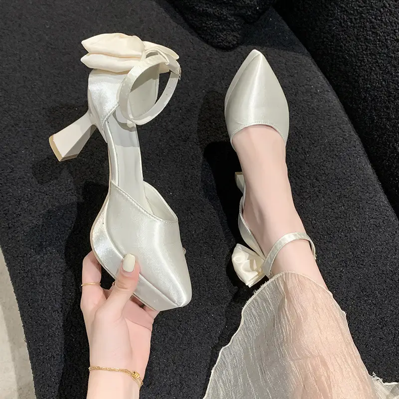 High Heels Women's 2025 Summer New Style French Style Beautiful Bow Pointed Toe One-Word Strap Waterproof Platform Cut Out Sandals - Image 5