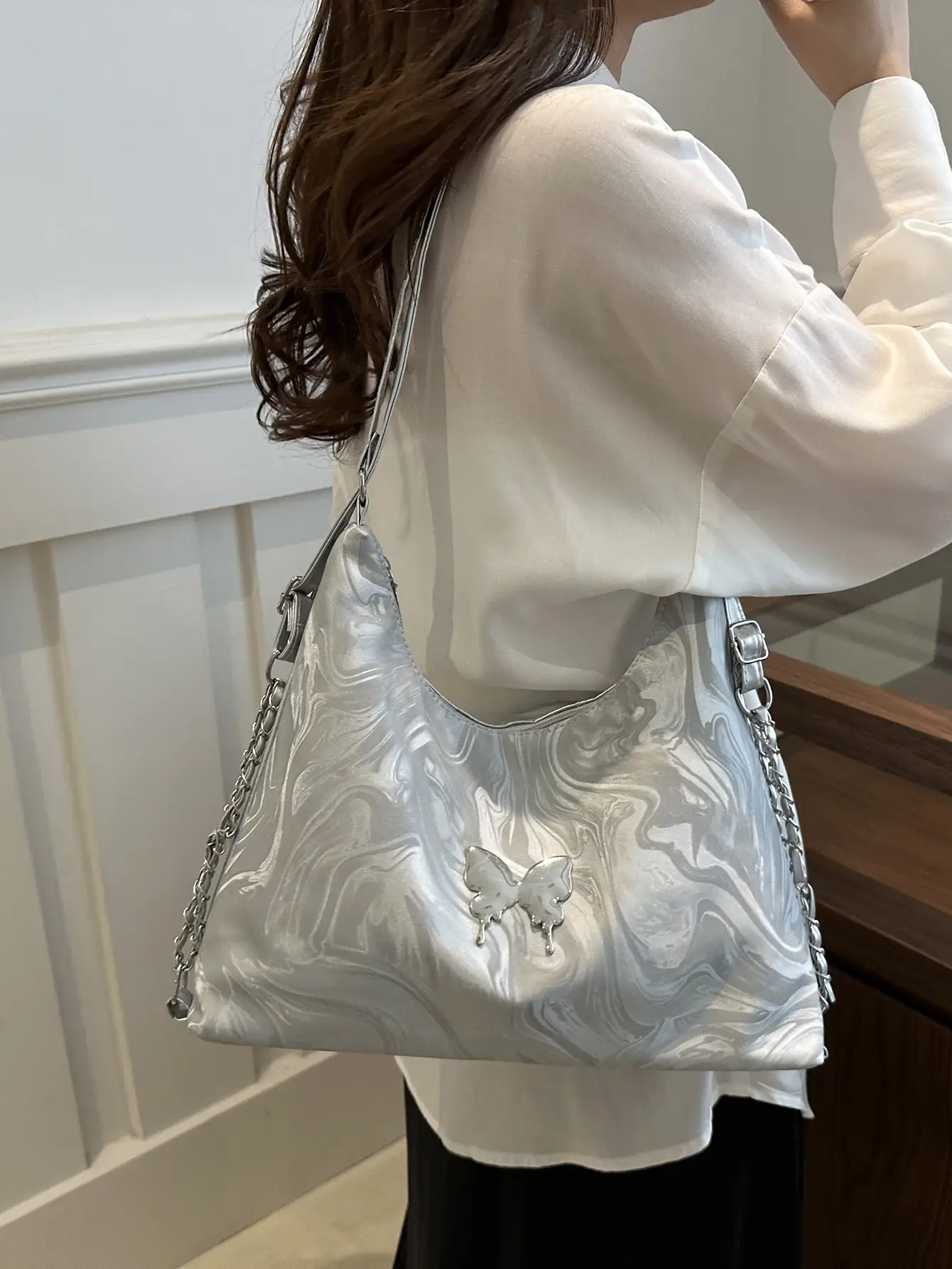 Multifunctional Bow Backpack 2024 New Fashionable Textile Chain Shoulder Bag Large Capacity Commuter Tote Bag - Image 6