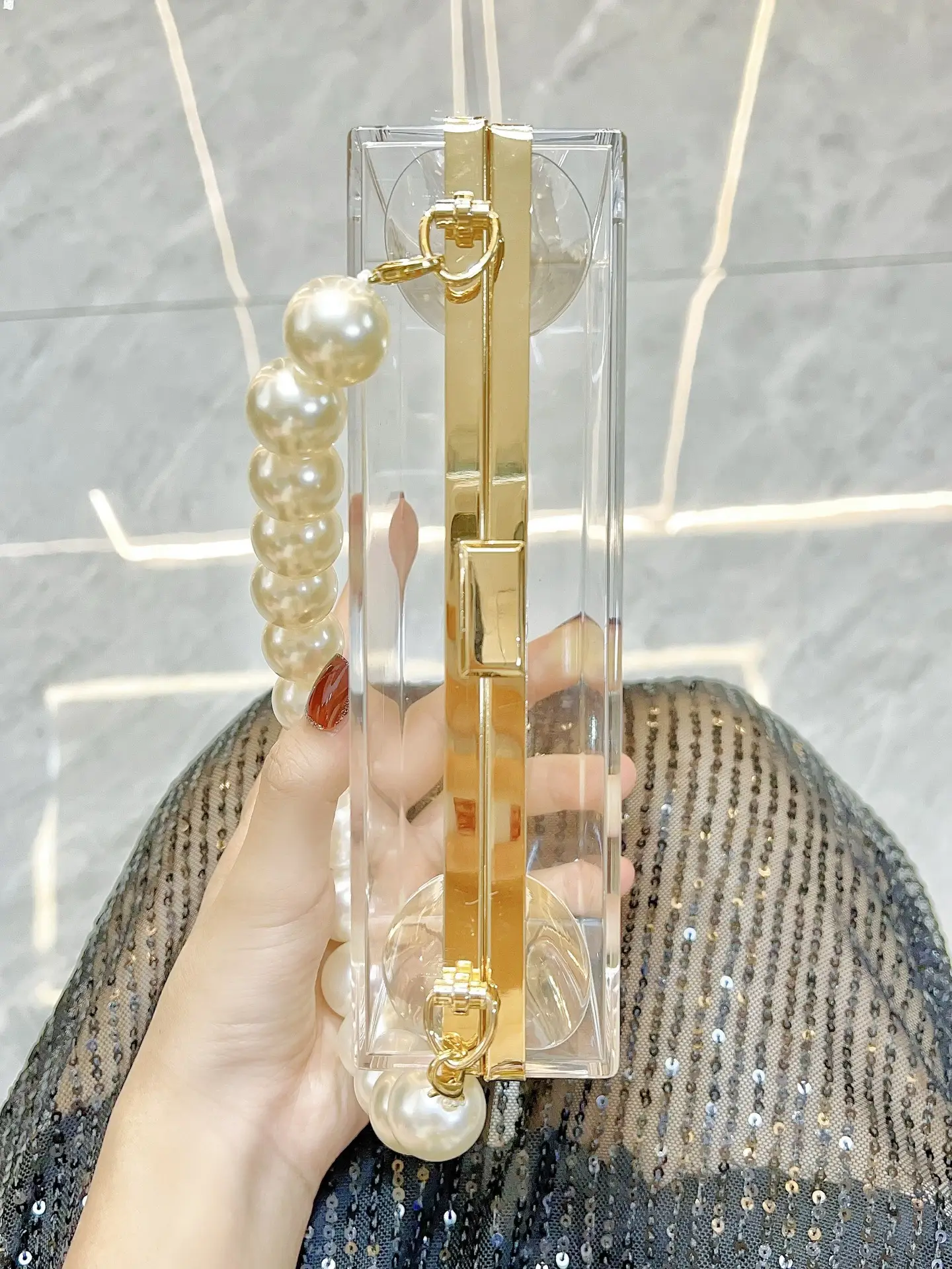 Transparent Crossbody Clutch Bag with Pearl Handle — feature 7