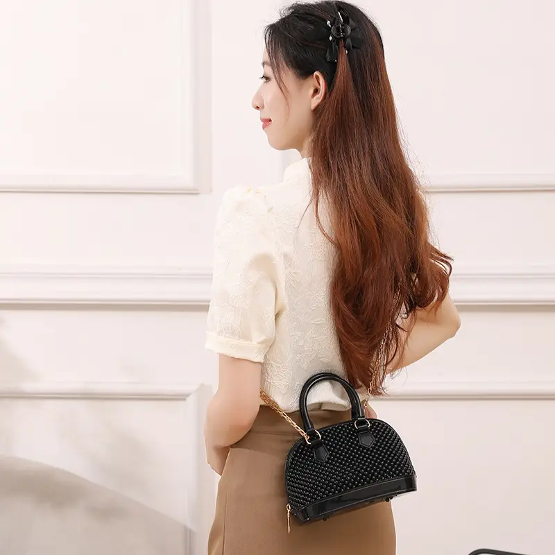 Red Jelly Textured Crossbody Bag with Chain - Image 22