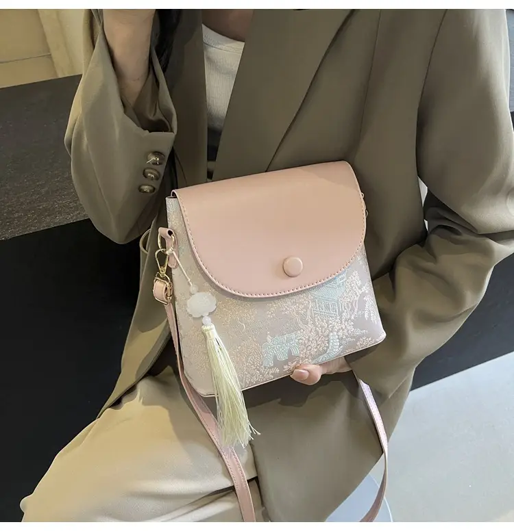 Korean Style Embroidered Crossbody Bag Women's Ins Mori Style — feature 17