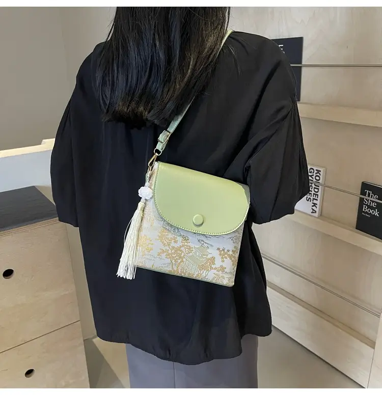 Korean Style Embroidered Crossbody Bag Women's Ins Mori Style — feature 19