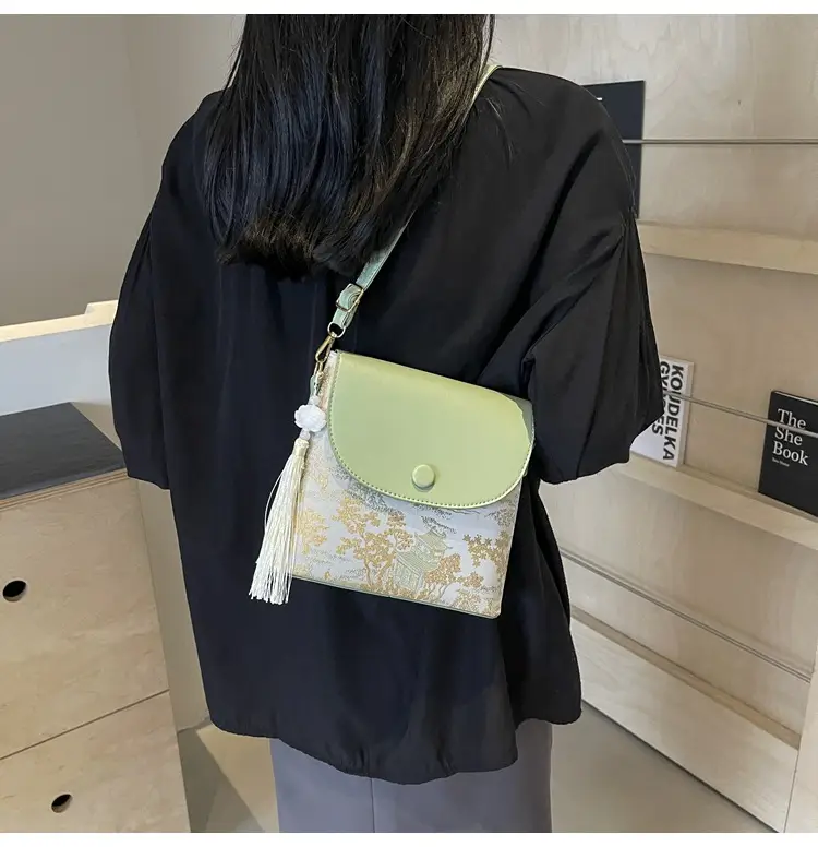 Korean Style Embroidered Crossbody Bag Women's Ins Mori Style — feature 20