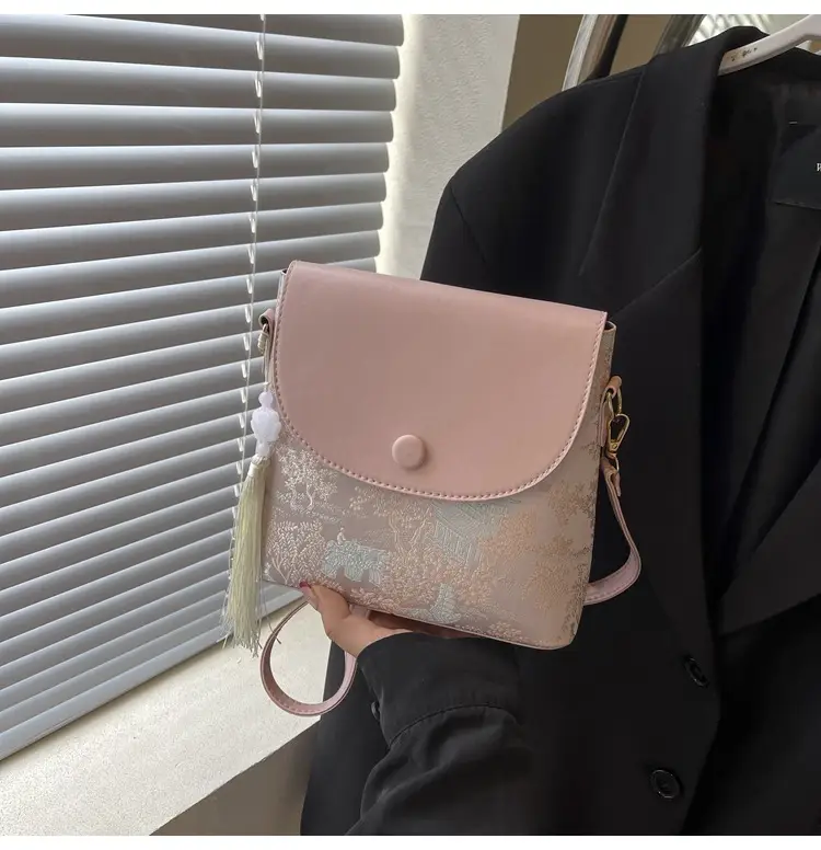 Korean Style Embroidered Crossbody Bag Women's Ins Mori Style — feature 22